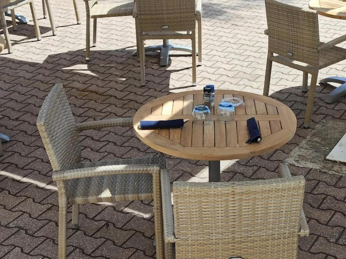 Hotel Restaurant Miramar L'Orchidee La Ciotat Exterior foto